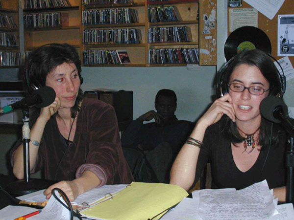 AMANDLA est une �mission de radio d&acute;information bilingue sur l&acute;Afrique 